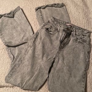 So super high rise wide leg jeans 🤍